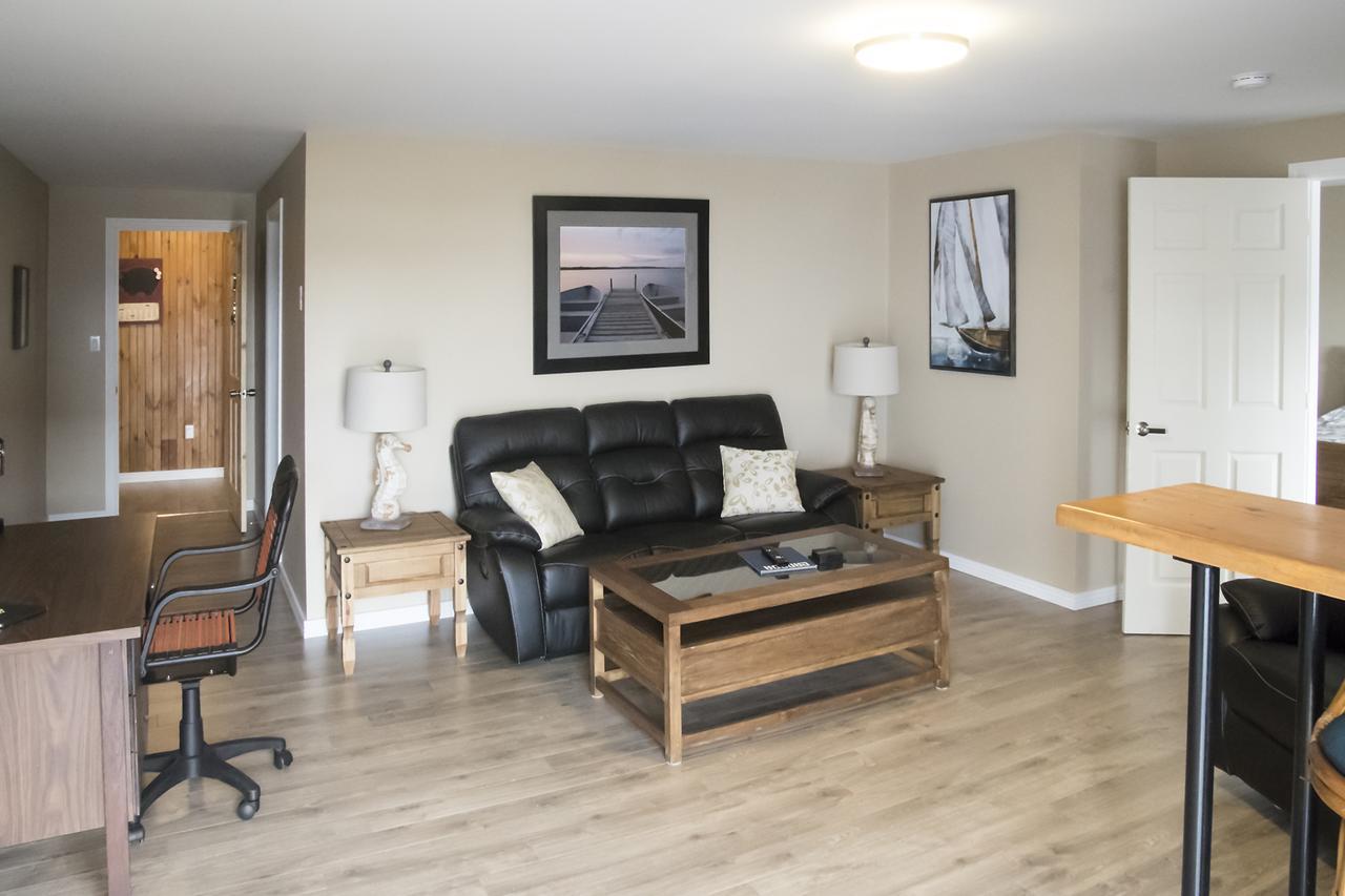 شلبورن Inner Harbor Inn المظهر الخارجي الصورة