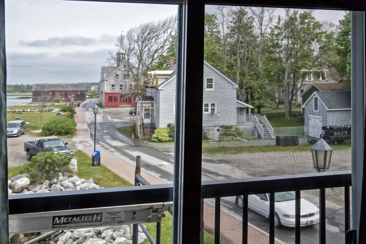شلبورن Inner Harbor Inn المظهر الخارجي الصورة